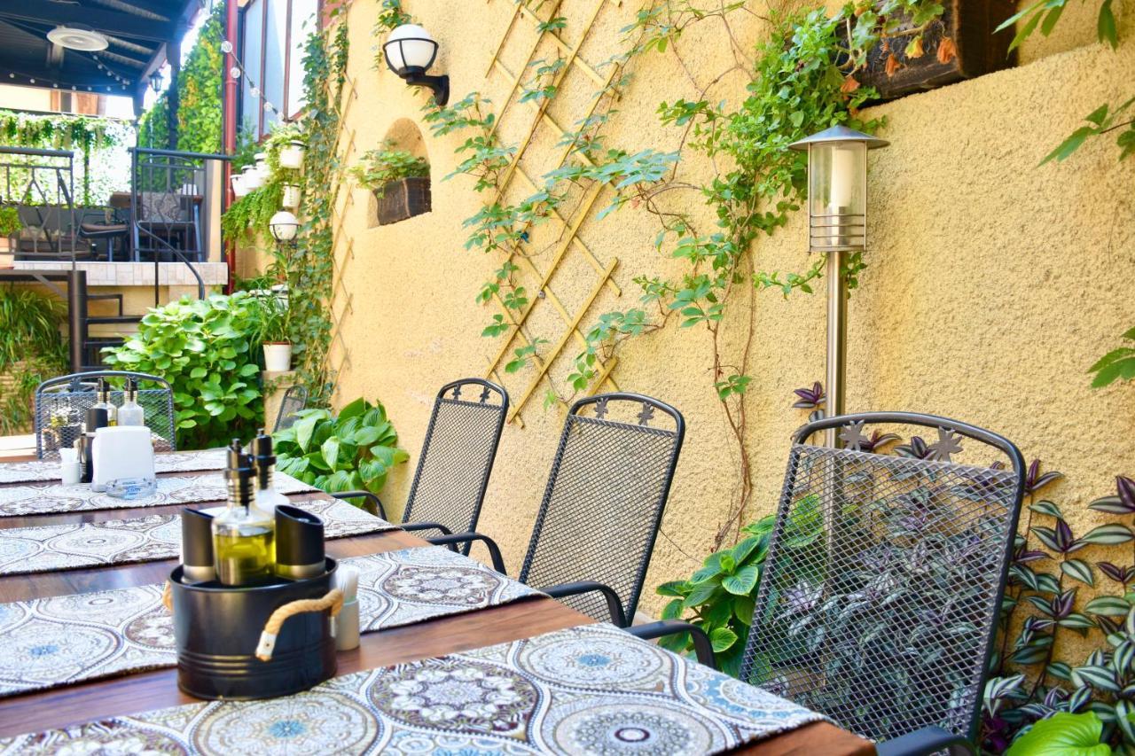 Family Hotel Apolonia Sosopol Exterior foto